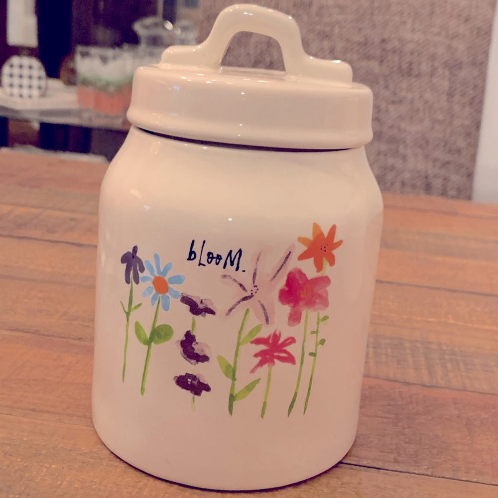 Rae Dunn canister